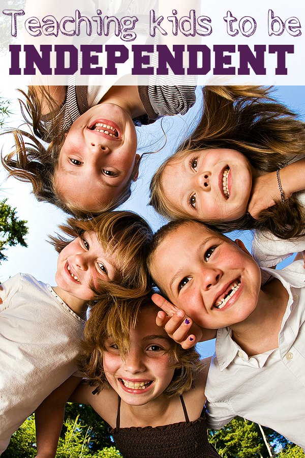 5 simple tips to teach your kids to be independent. A must read for moms!